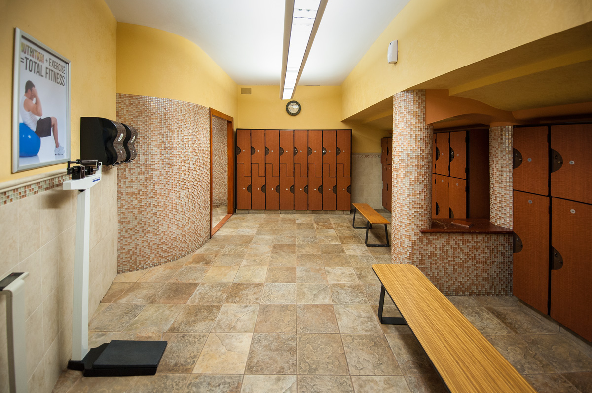 Harbor Fitness Marine Park Locker Room