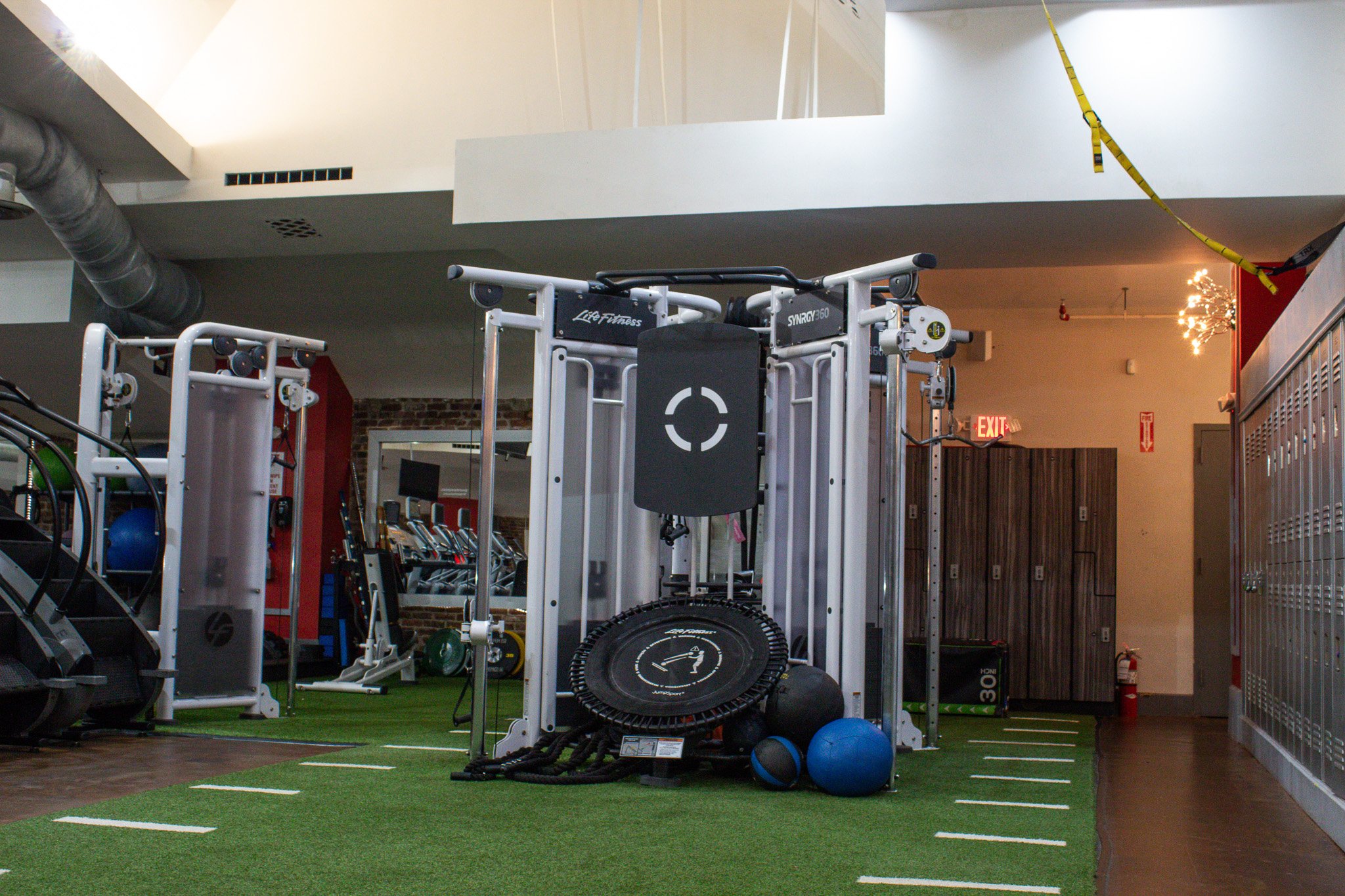 HARBOR FITNESS 92 UPSTAIRS TURF