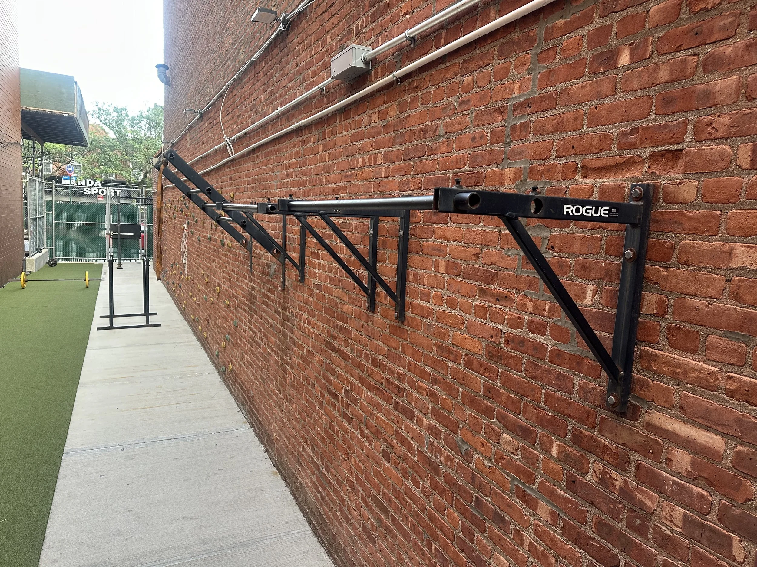 HARBOR FITNESS 92 YARD- PULLUPS