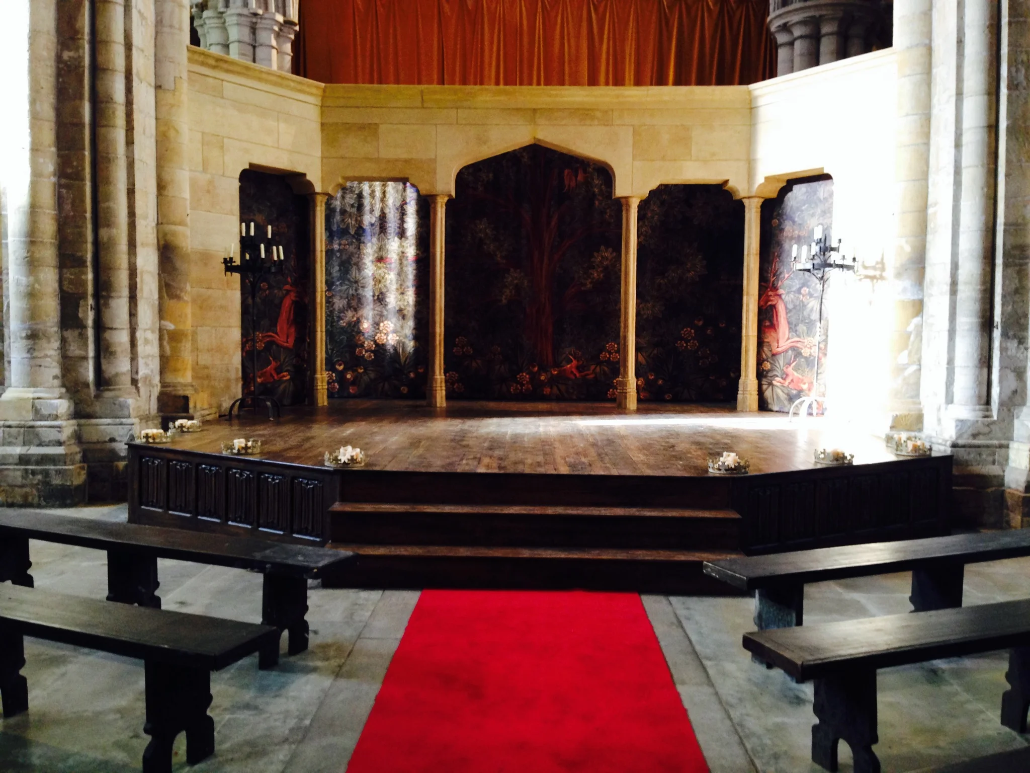  INT. Royal Court - Arches &amp; stage construction 