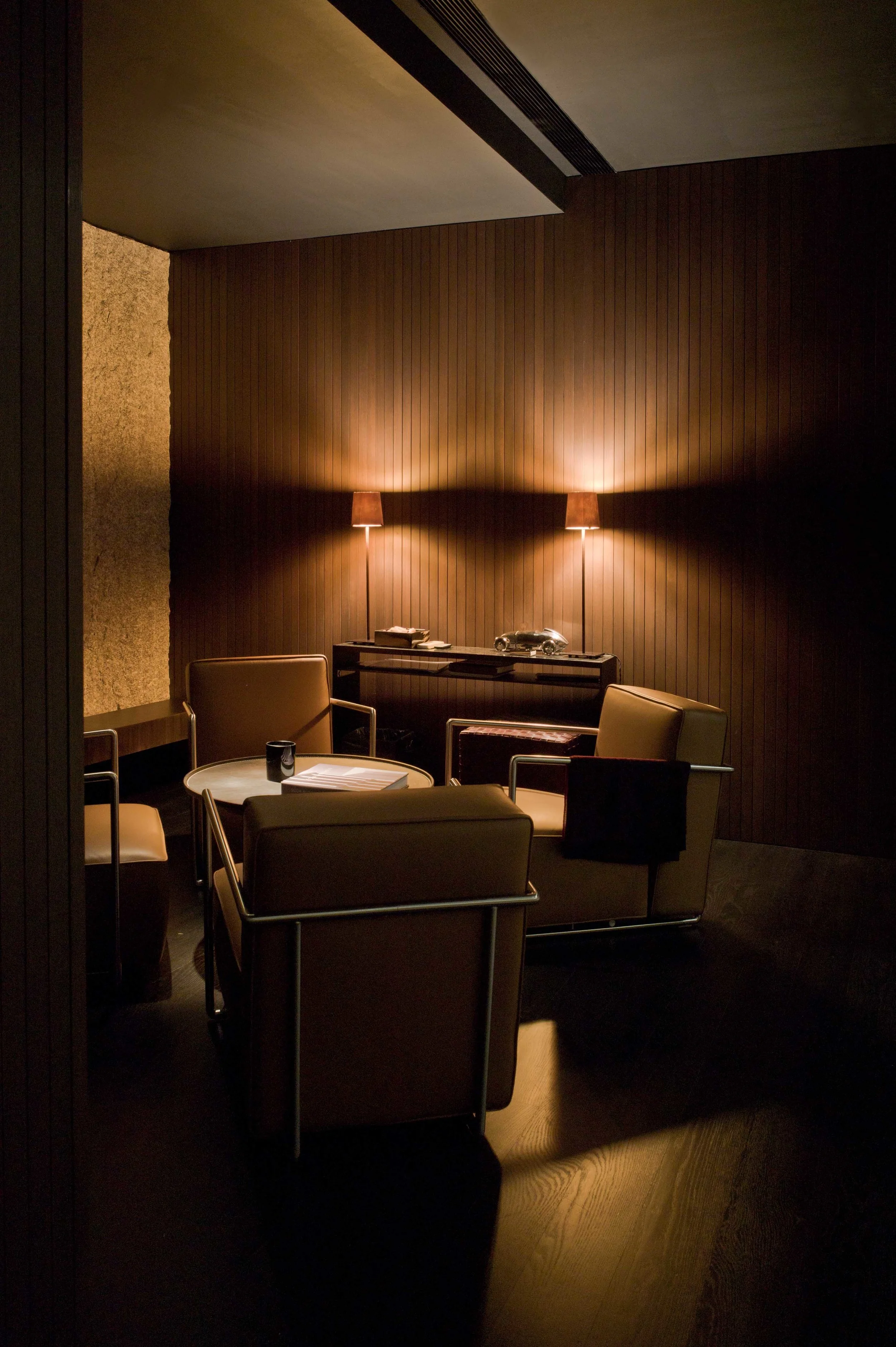 L1000206_E.jpg