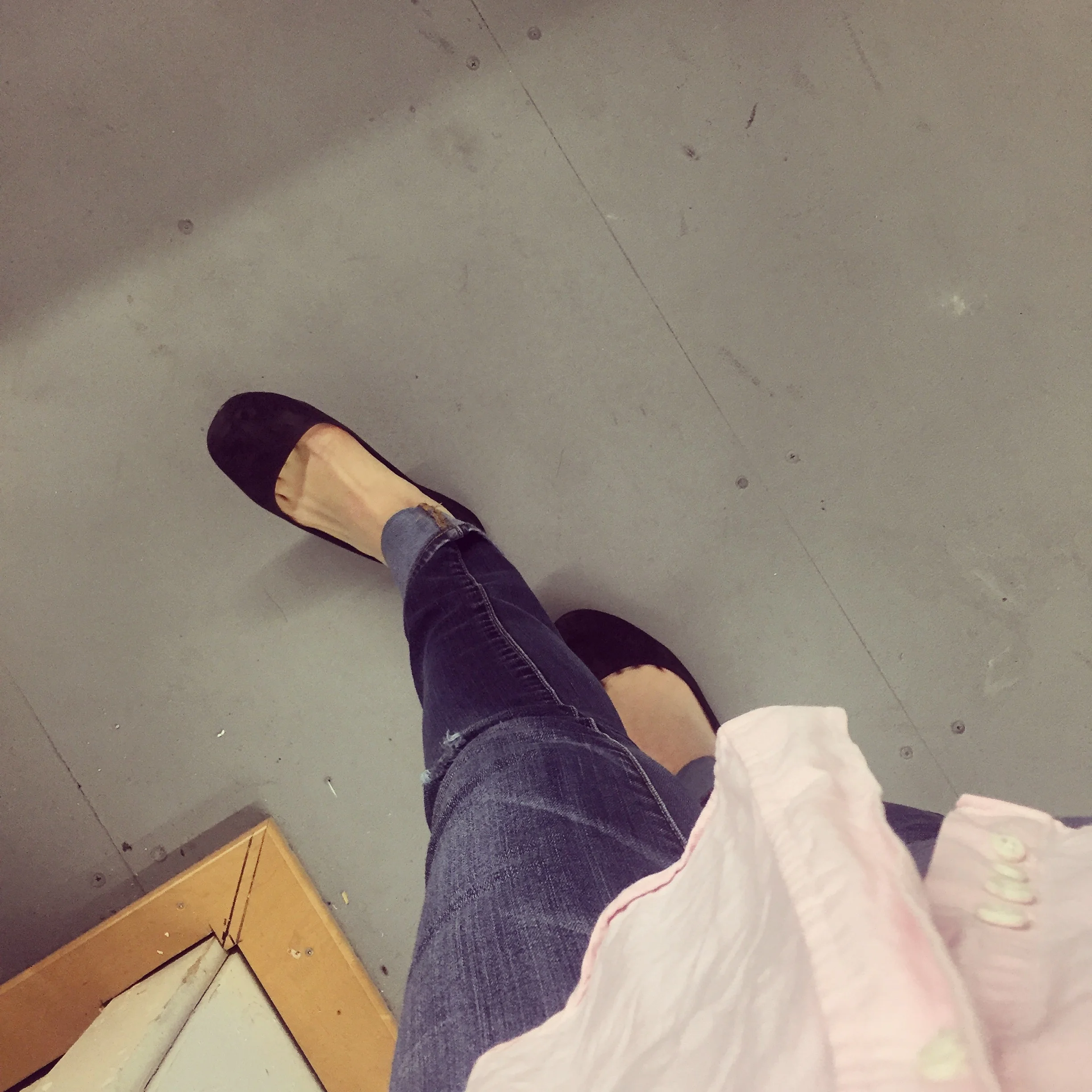 The Cherubino rehearsal outfit: skinny jeans and ballet flats. Amen.