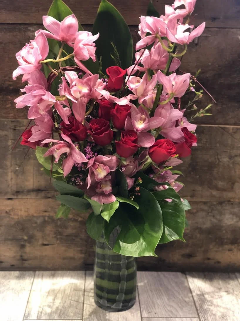 Valentine's Day Flower Delivery: How to Ensure Freshness and Timeliness