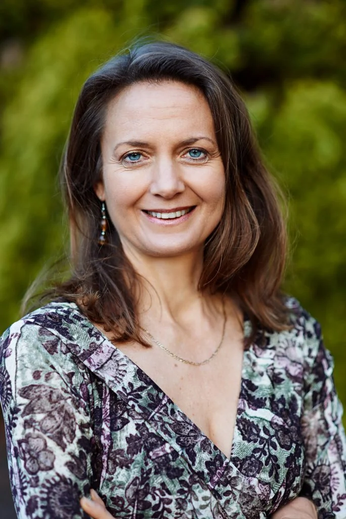 Episode 101 Gut Health Expert, Robyn Chuter Talks About Gas, Low FODMAP Diets & Depression episode artwork