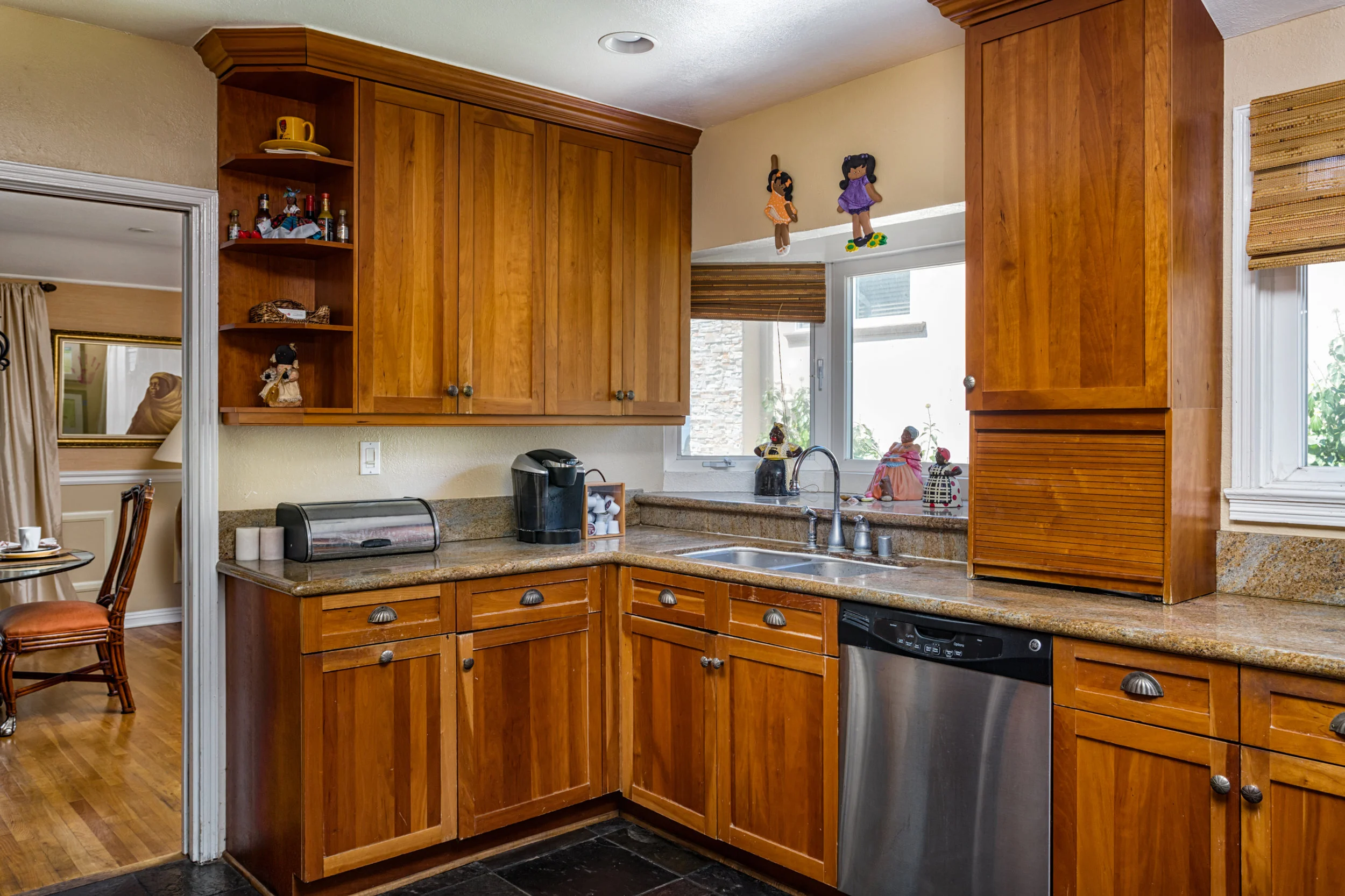 3731 Monteith Dr-9.jpg
