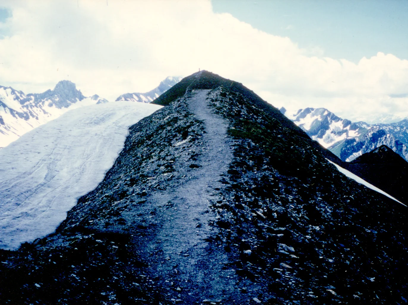 grande-randonnee-path.jpg