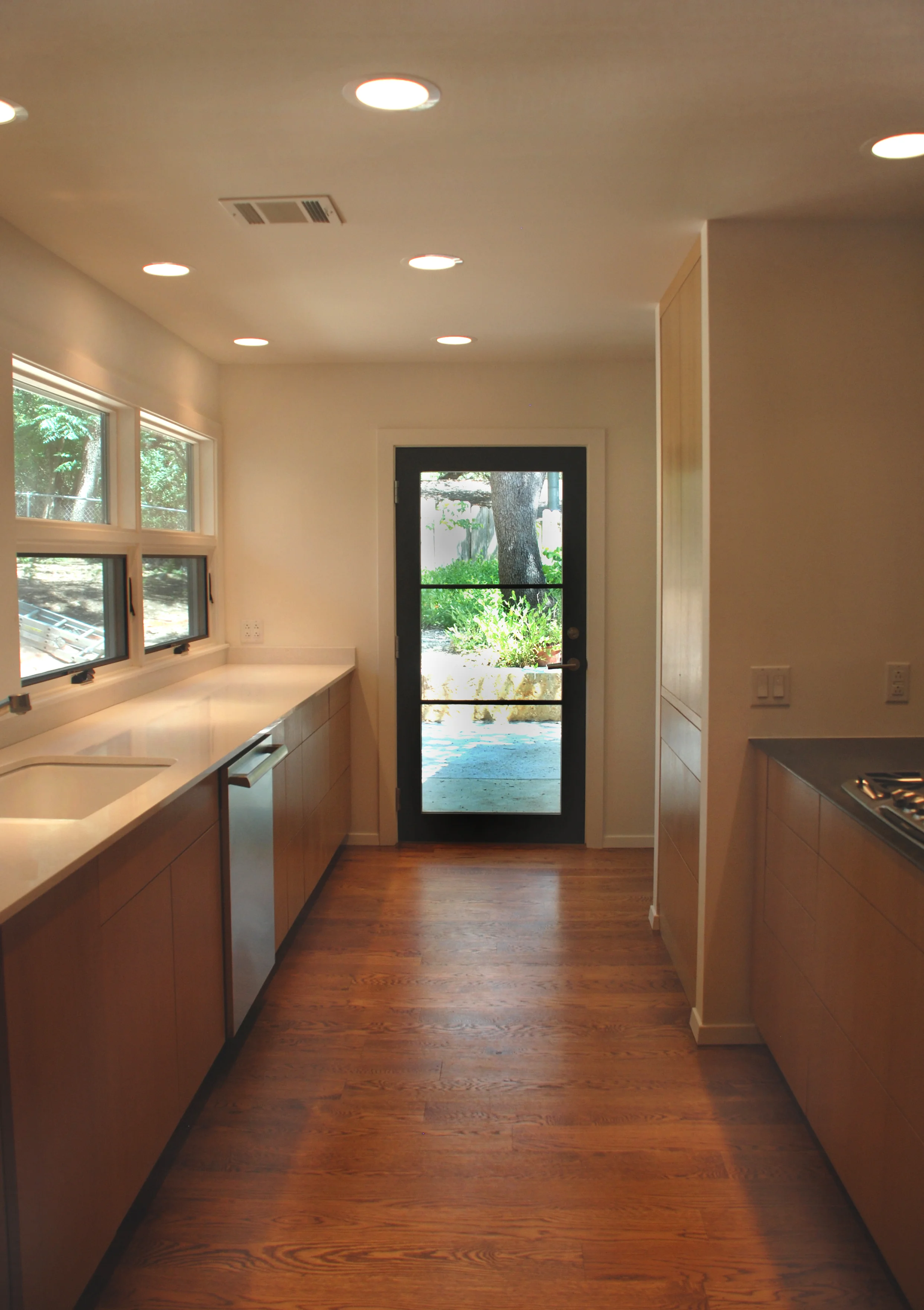5 FARLEY KITCHEN DOOR.jpg