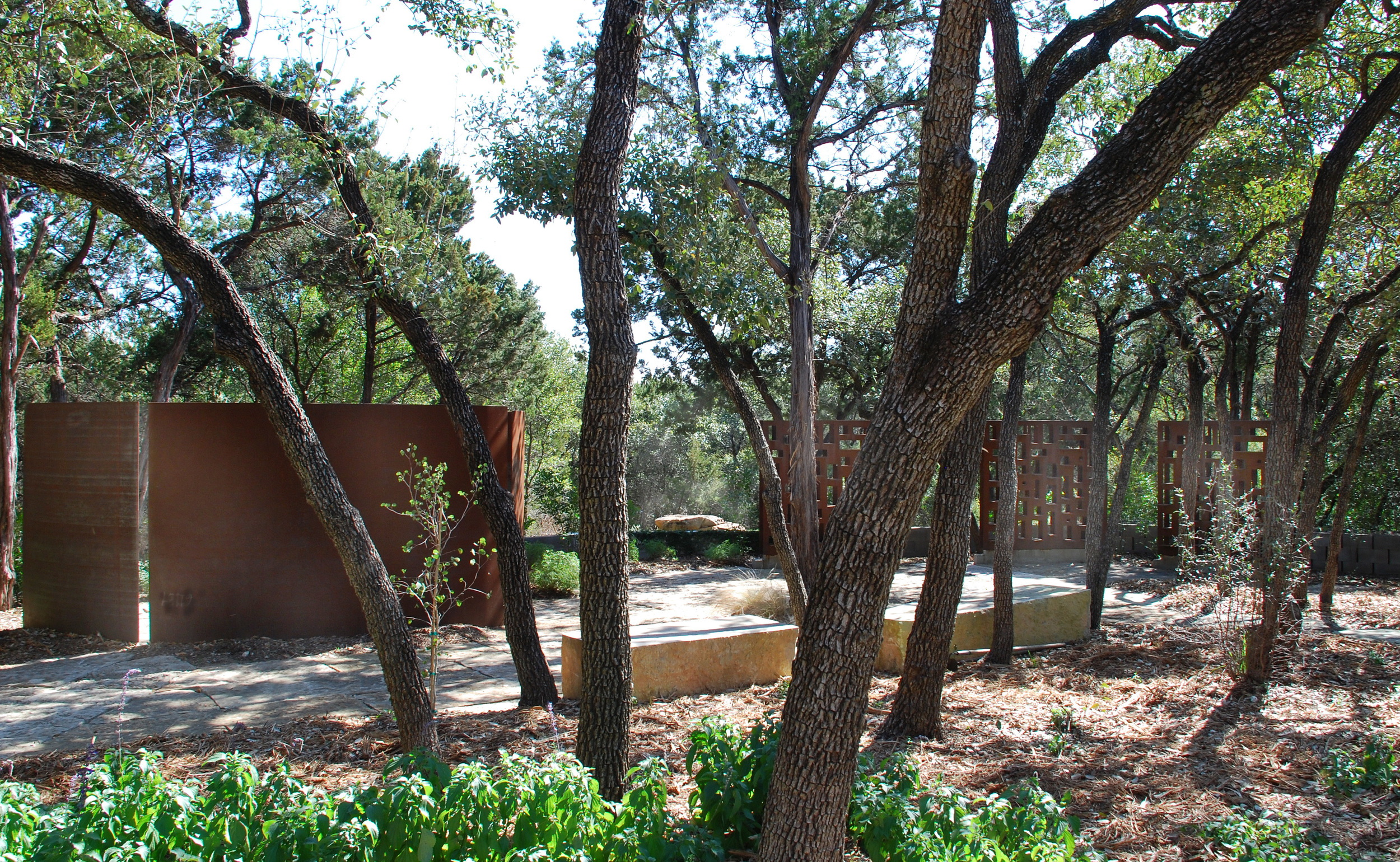 SOTH MEMORIAL GARDEN OVERALL.jpg