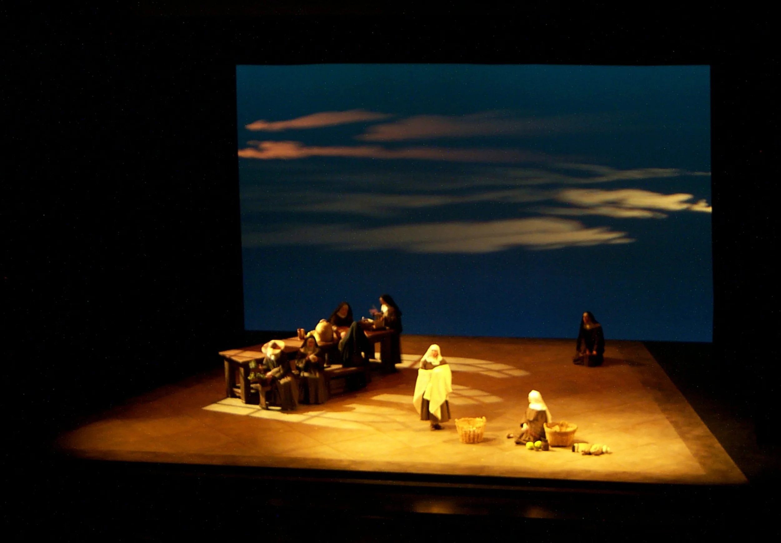 DIALOGUES OF THE CARMELITES Set Design