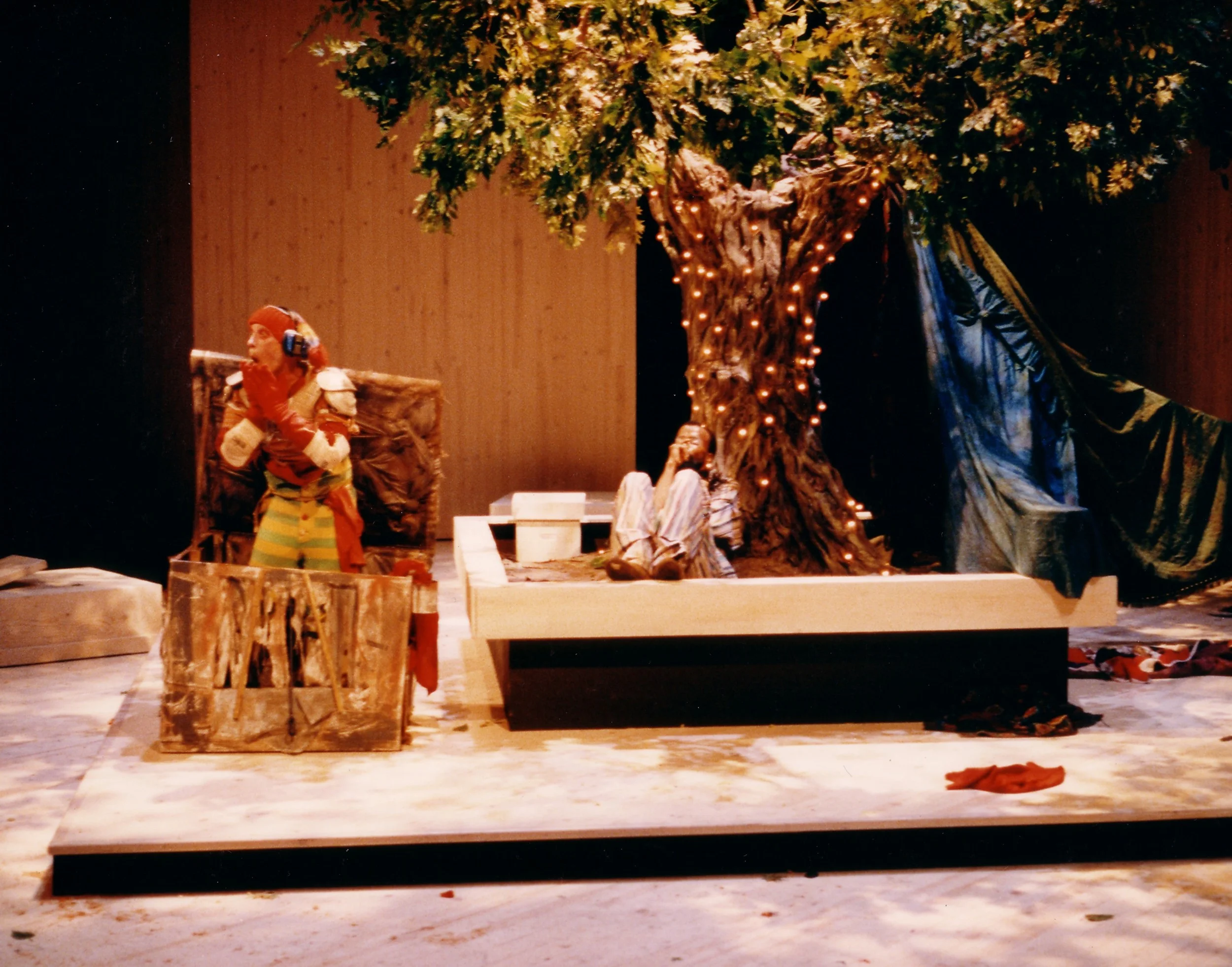 HEAD A TETE Set Design, Citadel Theatre