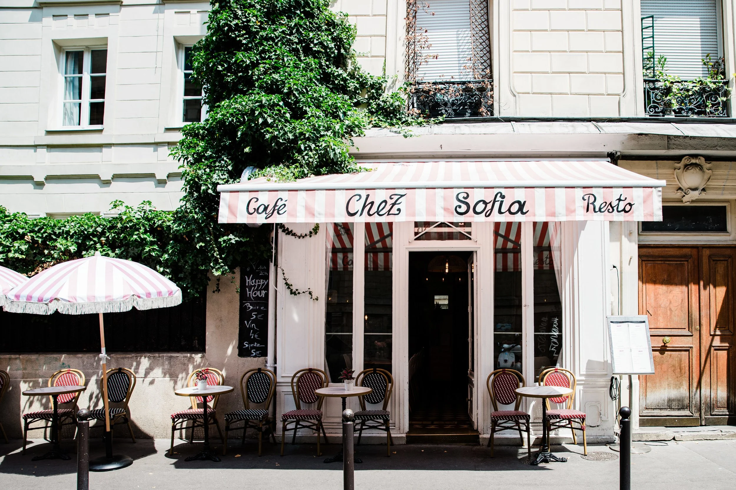 Paris Cafe