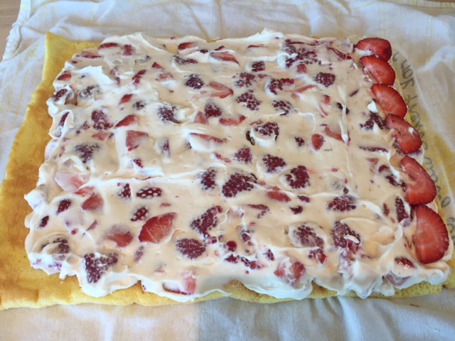 Spread with filling. 