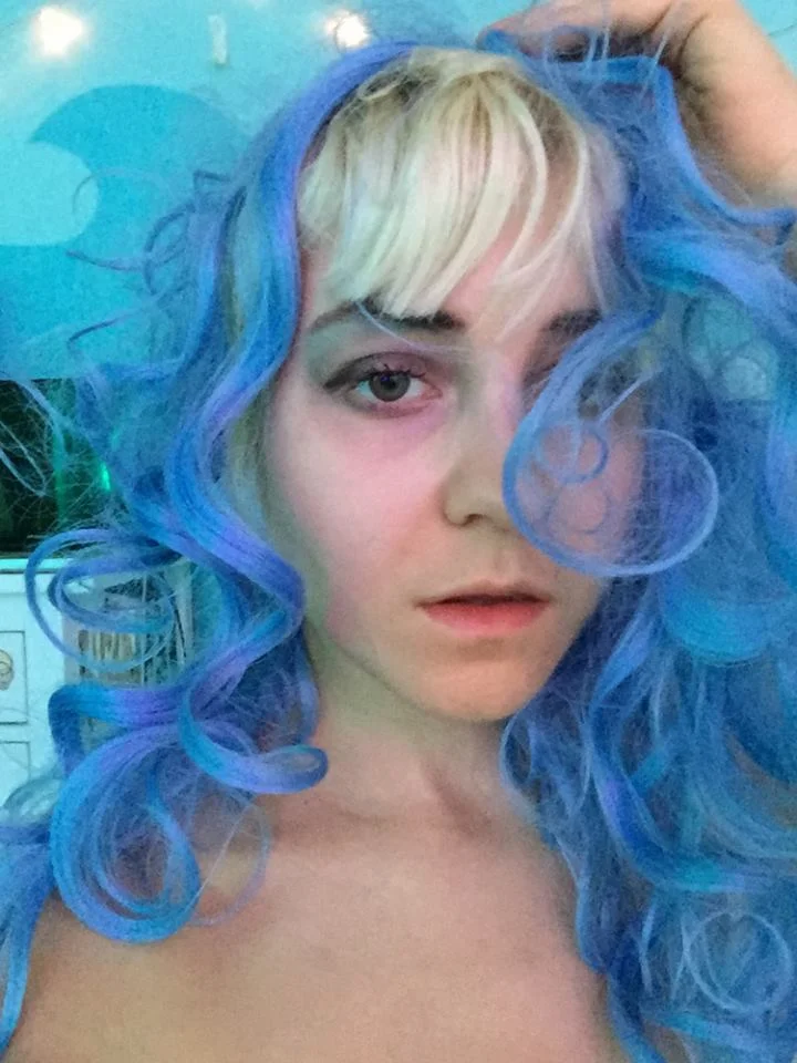 i only wear hair that matches my immediate environment #thefuture