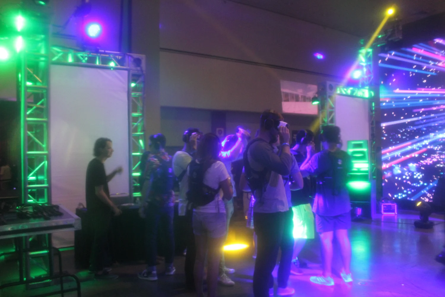 DJ 3DJ