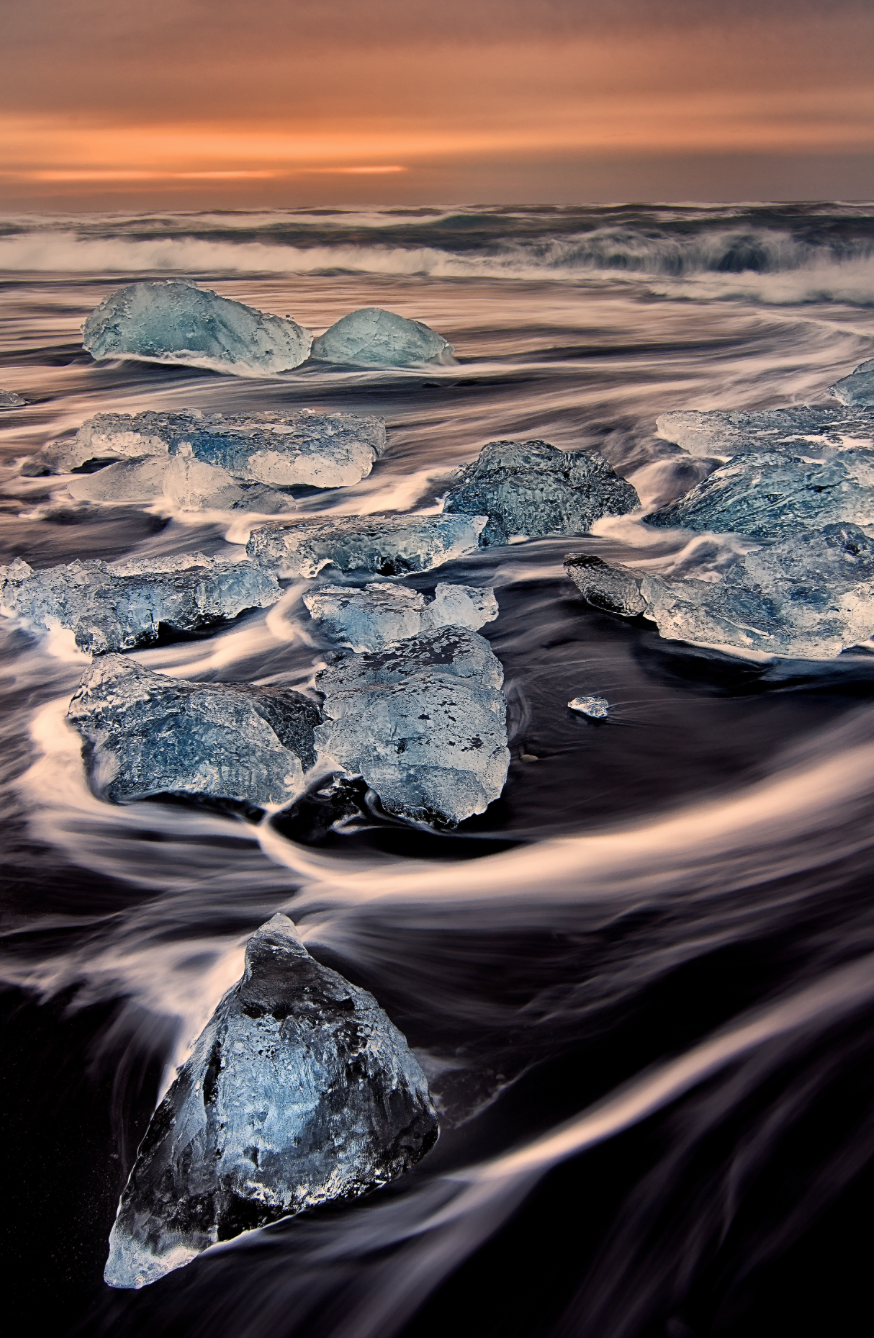 1st Place - Environment Category (advance classification) : "Iceland"