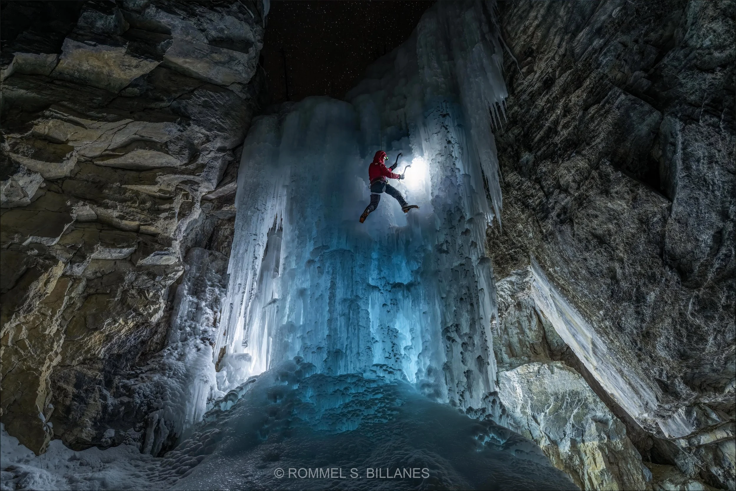 Frozen Ascent: A Night Climber’s Journey in Alberta