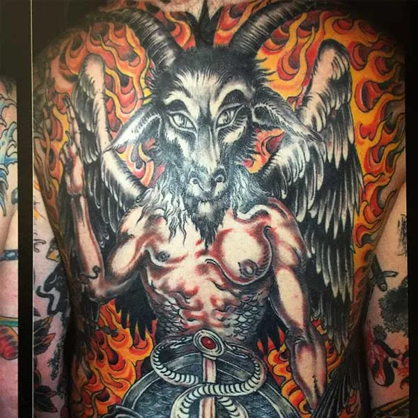 full-back-tatoo-baphomet-horror-tim-lehi.jpg