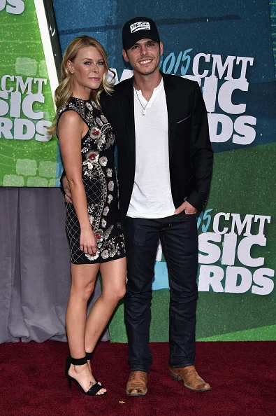 2015 CMT AWARDS