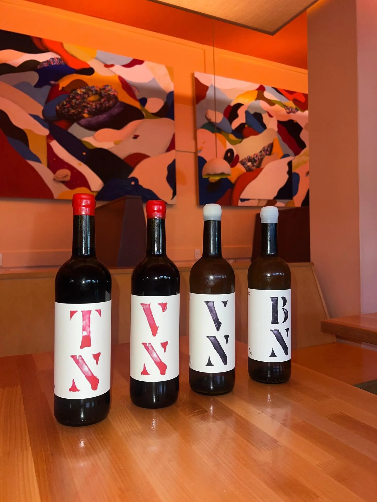 New season means new wines &mdash; here are some new ones we&rsquo;re excited about right now! &thinsp;&thinsp;
&thinsp;&thinsp;
These are energetic yet express depth and texture, lively with fresh fruit. 🍎🍷