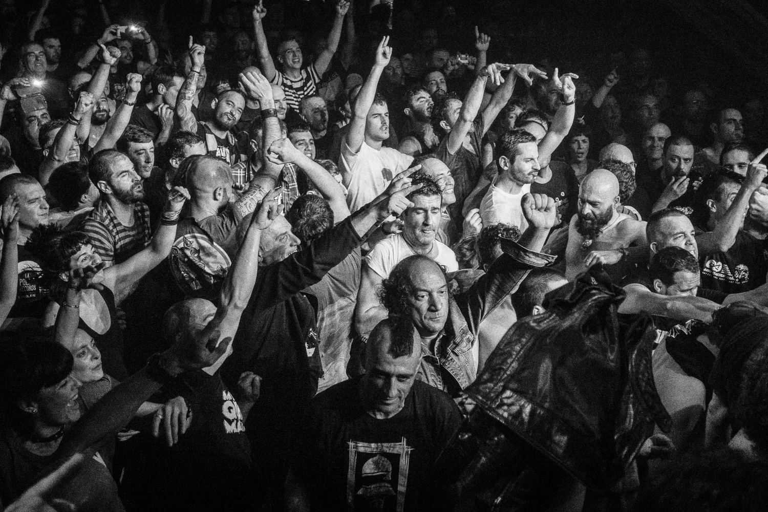  GATILLAZO - Crowd 
