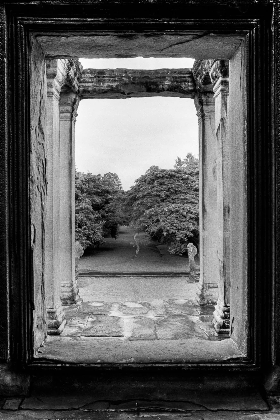 Ankor Wat, Siem Reap, Cambodia 2001-28.jpg