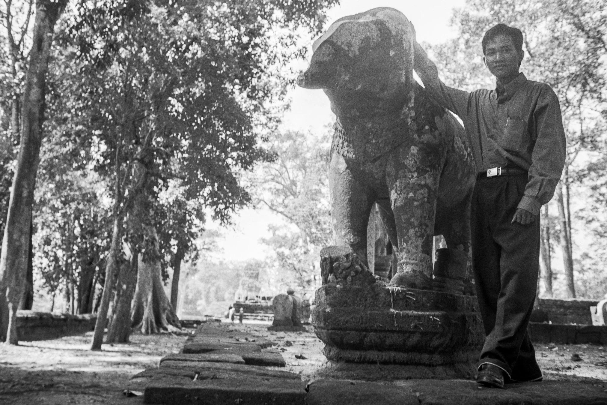 Ankor Wat, Siem Reap, Cambodia 2001-38.jpg