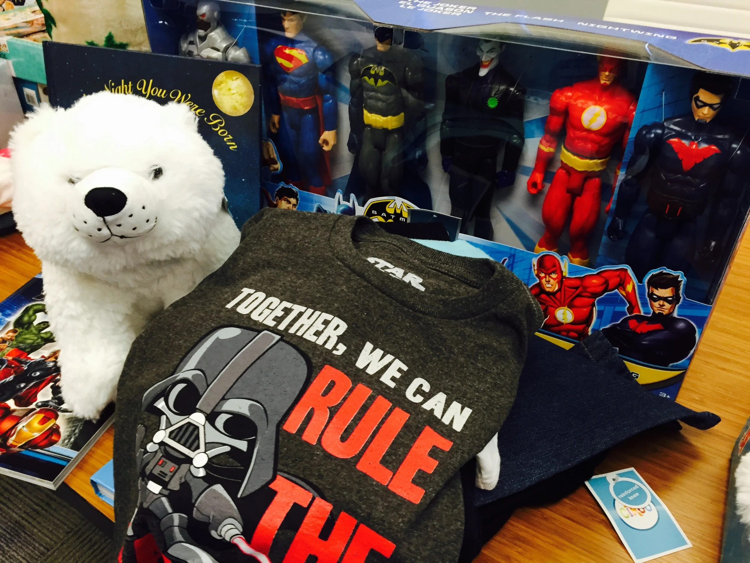 Exhibit Industry NE Chapter aids local families during the holidays