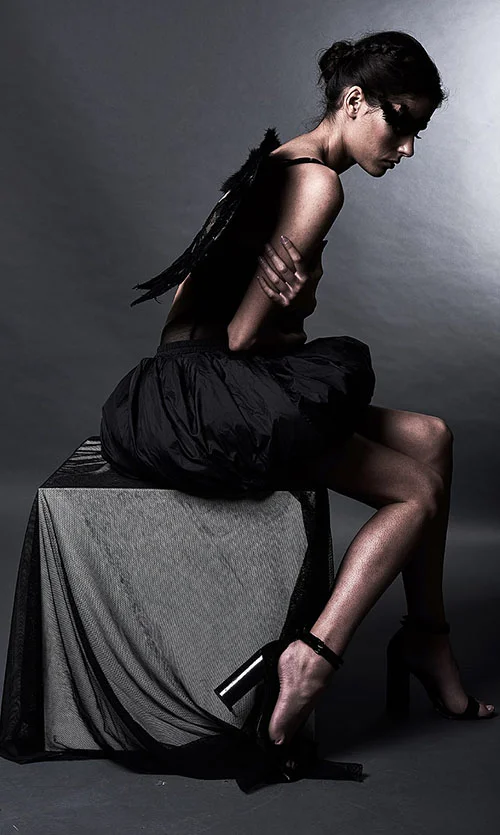 BLACK SWAN0034.jpg