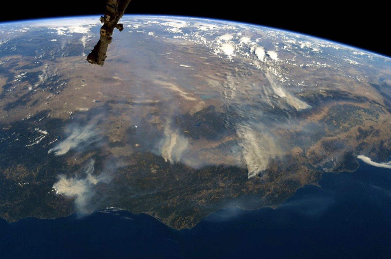 ISS view of California wildfires