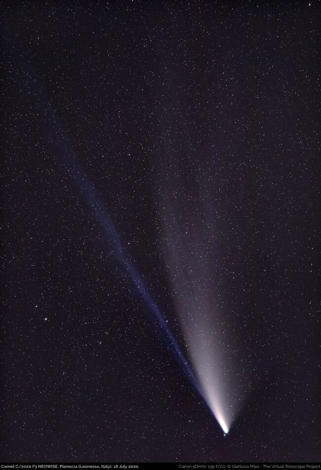 Comet NEOWISE near its closest approach to Earth