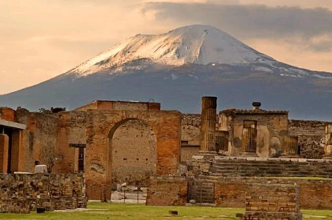 7:15 AM | *It was this time of year in 79 A.D. that Mount Vesuvius erupted and Pompeii, Italy was changed forever…the important role of the weather…some amazing new discoveries*