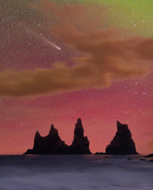Northern lights and a comet