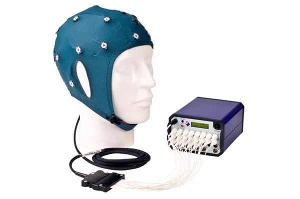 NeXus 32 with EEG cap