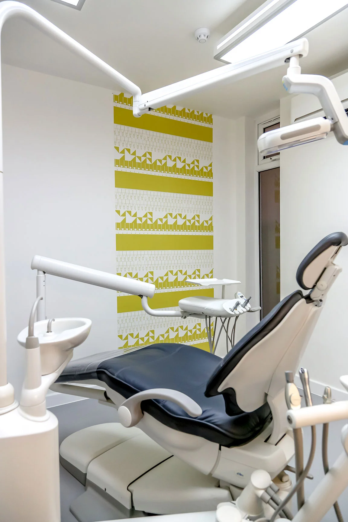 Bright-&-White-Dental-Spa.jpg