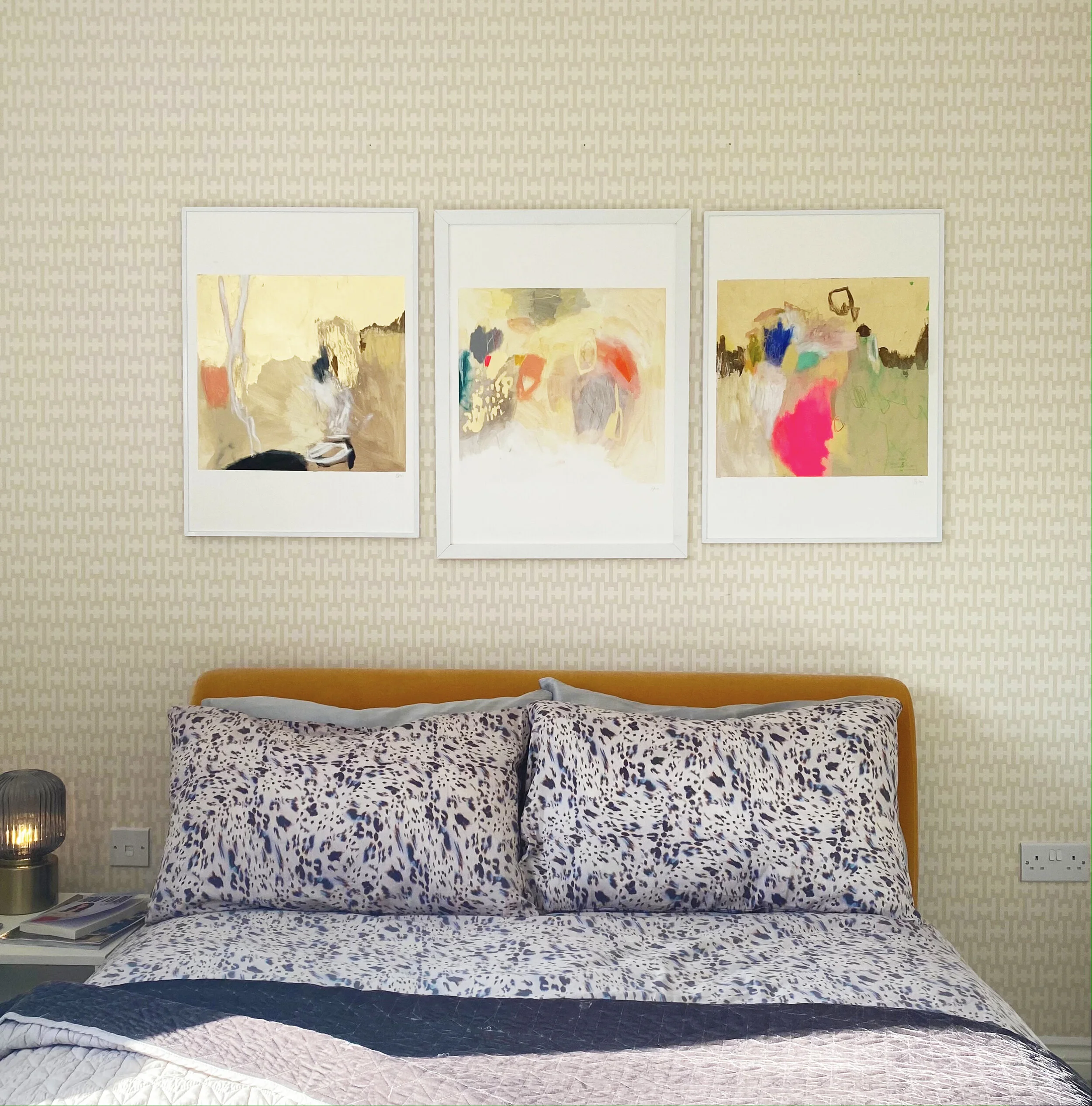 abstract-artwork-bright.jpg