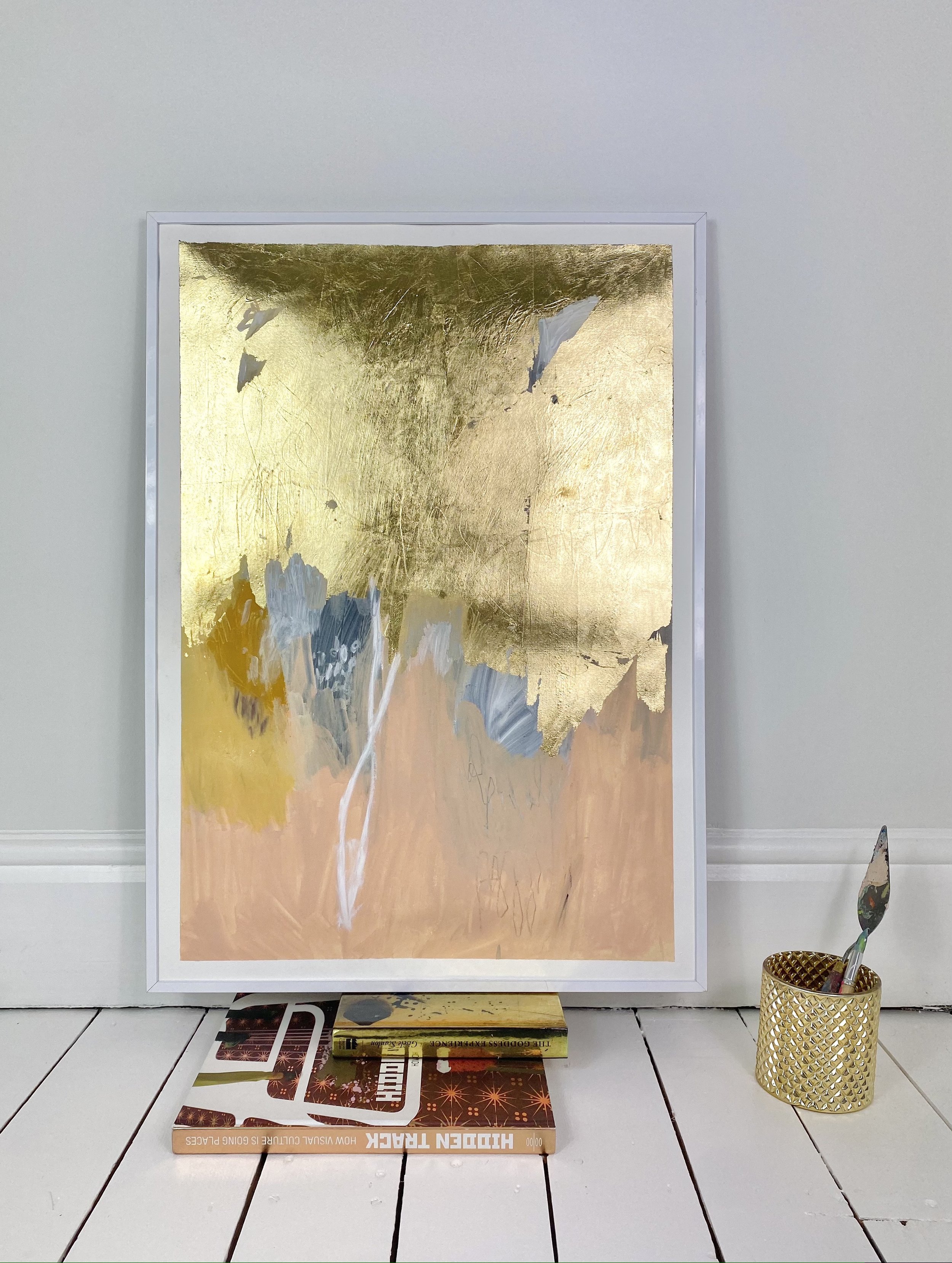 that-wall-gold-painting .JPG