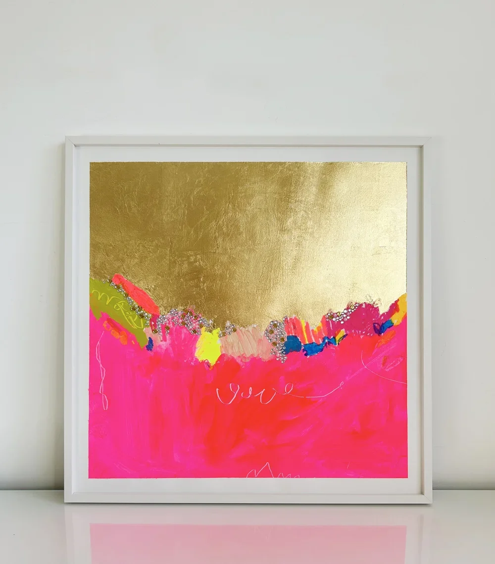 india-bright-neon-pink-gold-artwork.webp