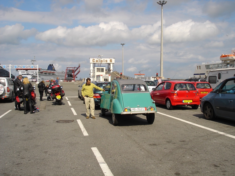 Babette is about to embark in Calais on 20th July 2007 at 9pm.