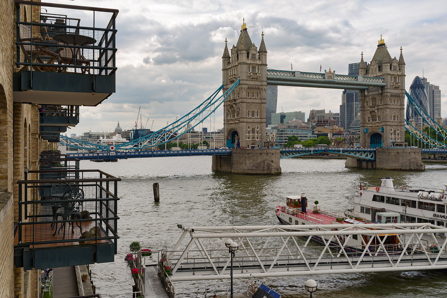 Butlers_Wharf_lowres_80.jpg