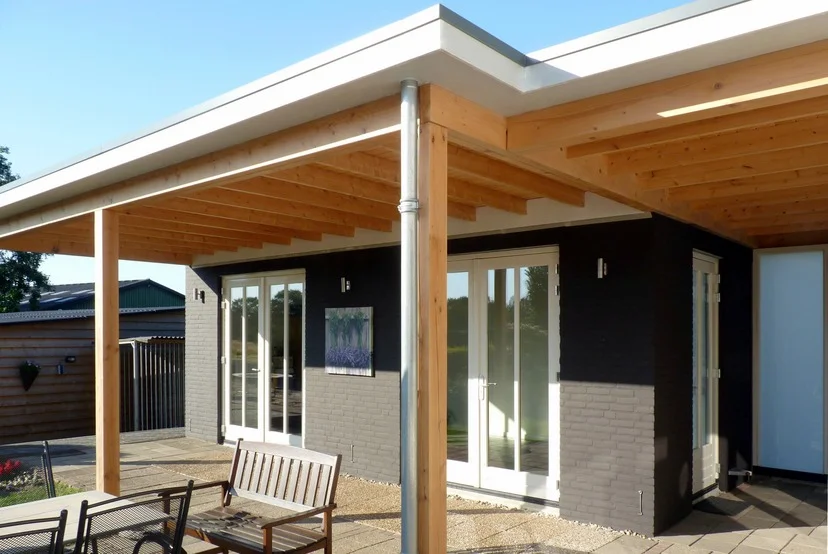 verbouw-met-vergunningvrije-veranda-overkapping-aan-tuinkamer-buitenkamer.JPG