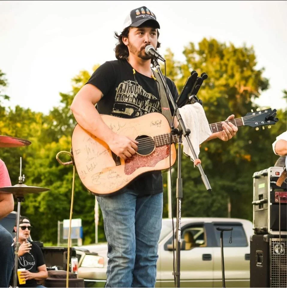 Live Music - Tim Rhodes