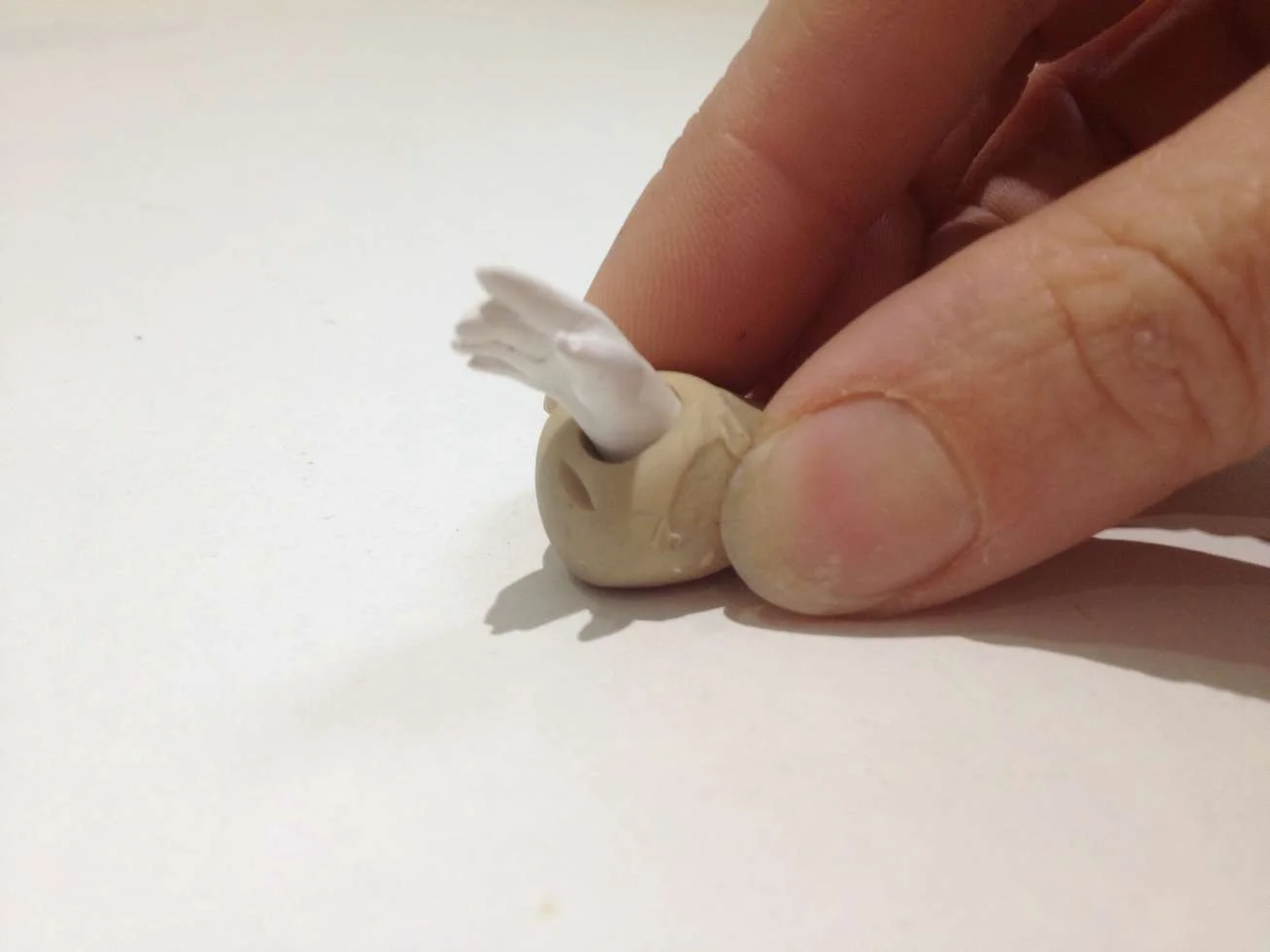 Porcelaine de Meissen : création d'une main