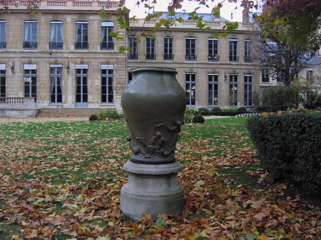 Dalou au ministère de l'Ecologie, du Développement durable et de l'Energie, Paris