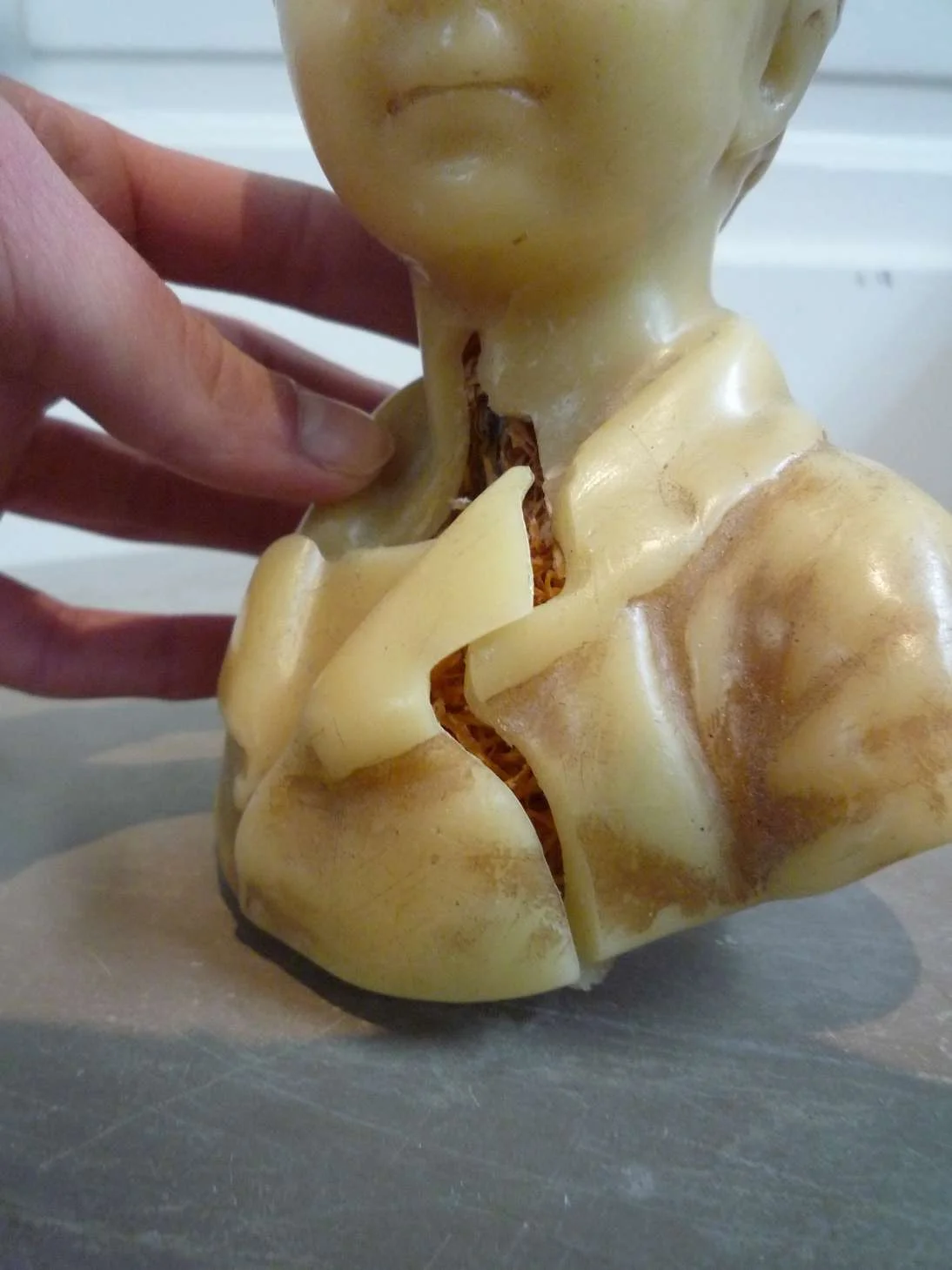 alexandre-brongniart-enfant-buste-sculpte-cire-socle-bois-art-restauration-reparation-restaurarte-houdon.jpg