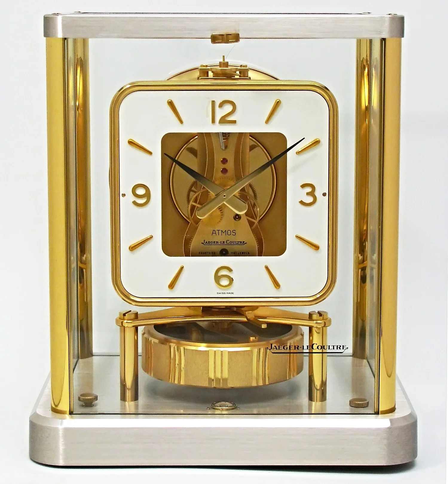 Pendules Atmos Jaeger-LeCoultre : Achat, Restauration et Histoire