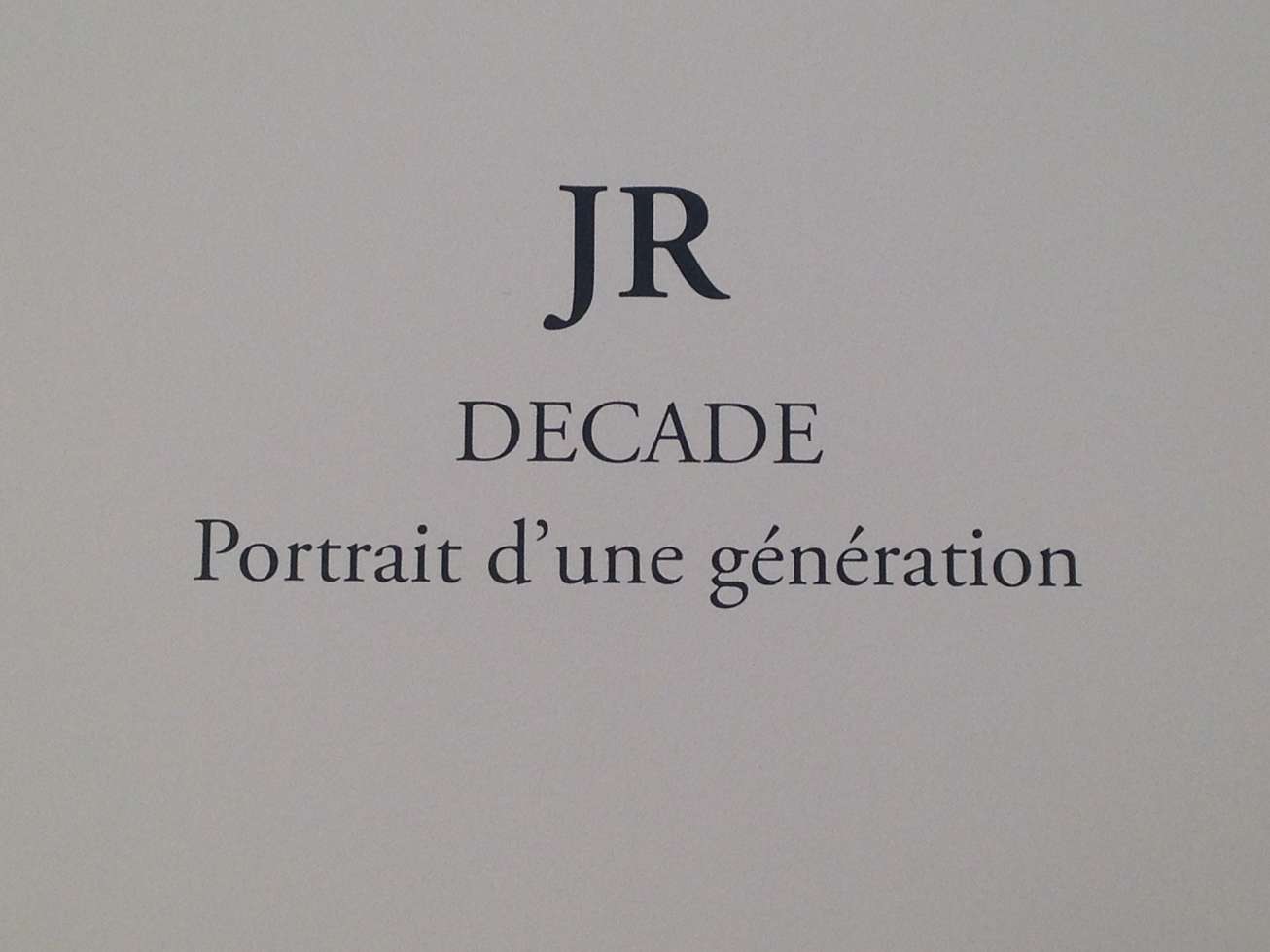 jr-decade-galerie-perrotin-paris-porcelaine-bernardaud-limoges-restaurarte-restauration-art-contemporain.jpg