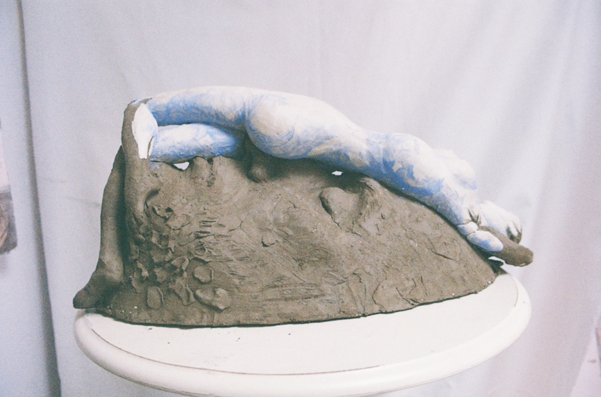 Tulis sculpture lovers.png