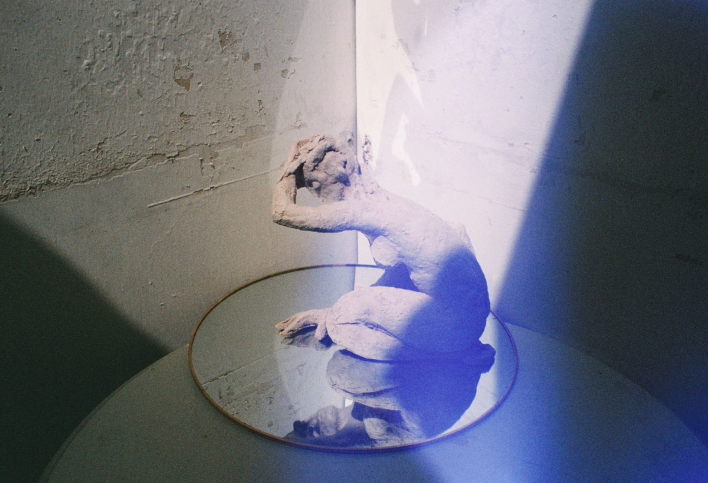 Tulis mirror sculpture.png