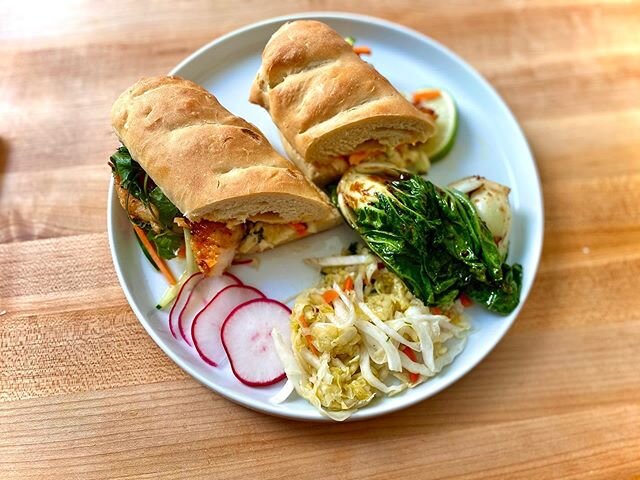 Ahhhh I made shrimp 🍤 banh mi for the first time and baked baguettes🥖 from scratch! So satisfying 😋 Napa cabbage slaw 🥬 and hoisin braised bok Choy 🥬 🇻🇳 ❤️