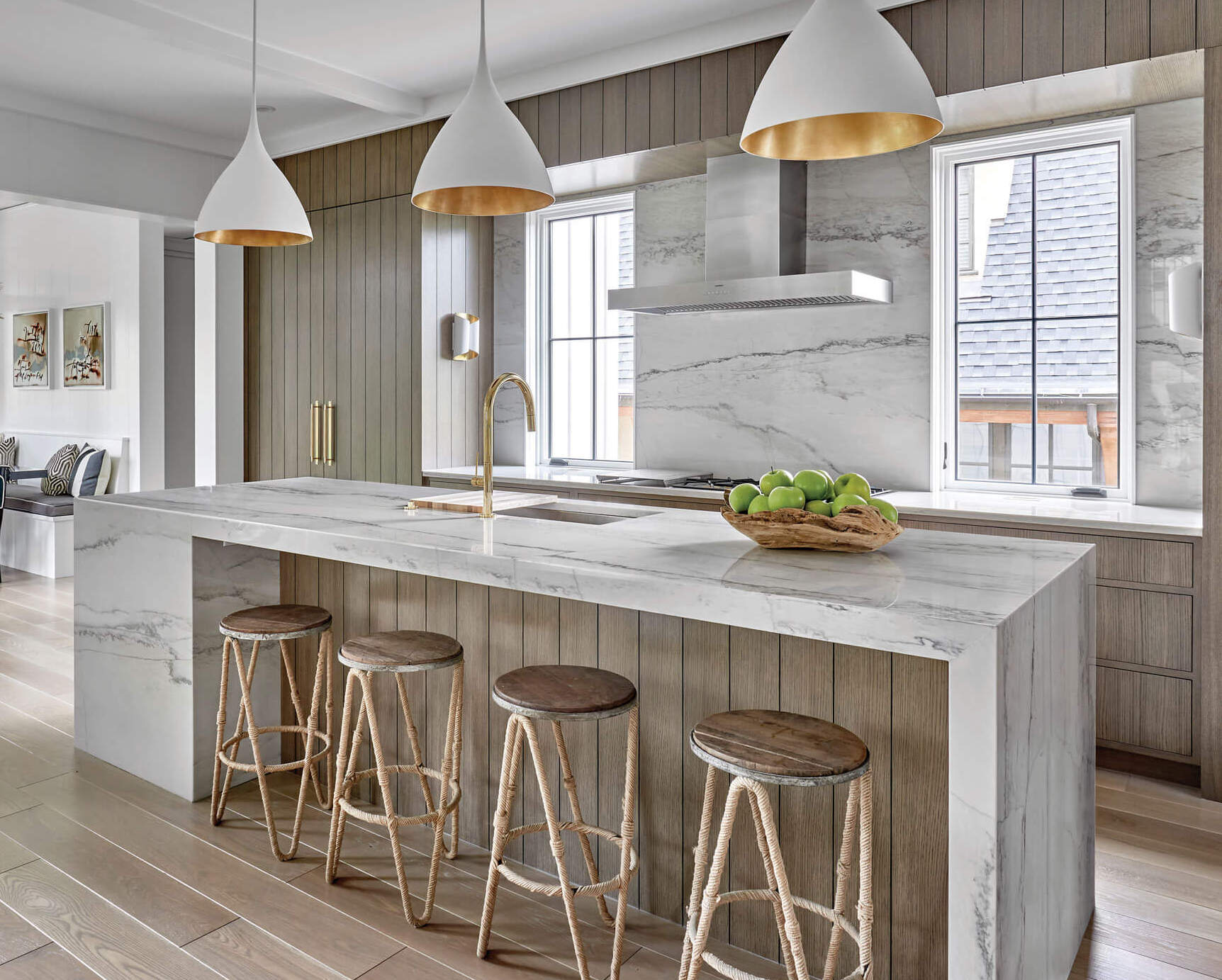 havenstudios_kitchentrends_ObrienHarrisKitchen_waterfallcounter.jpg